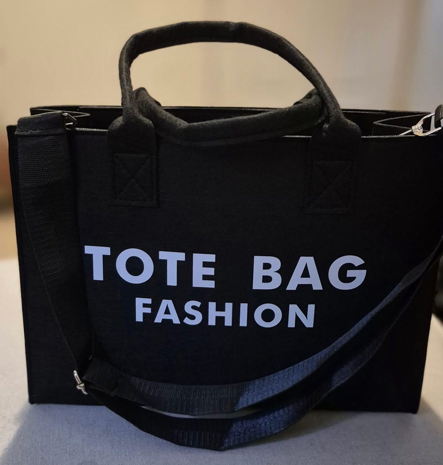 TOTE BAG COLLECTION