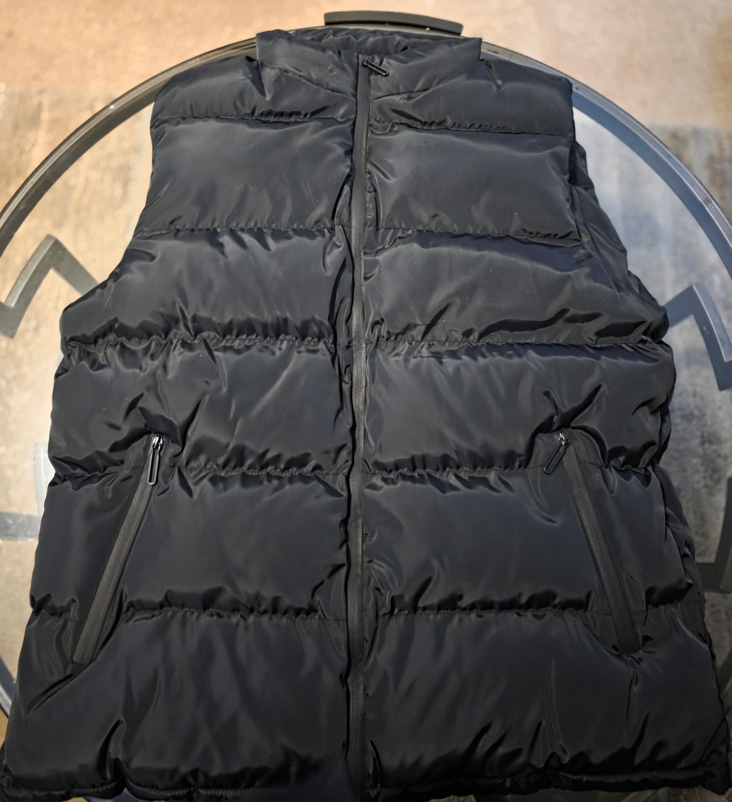 The FrostGuard Puffer Vest – Midnight Black